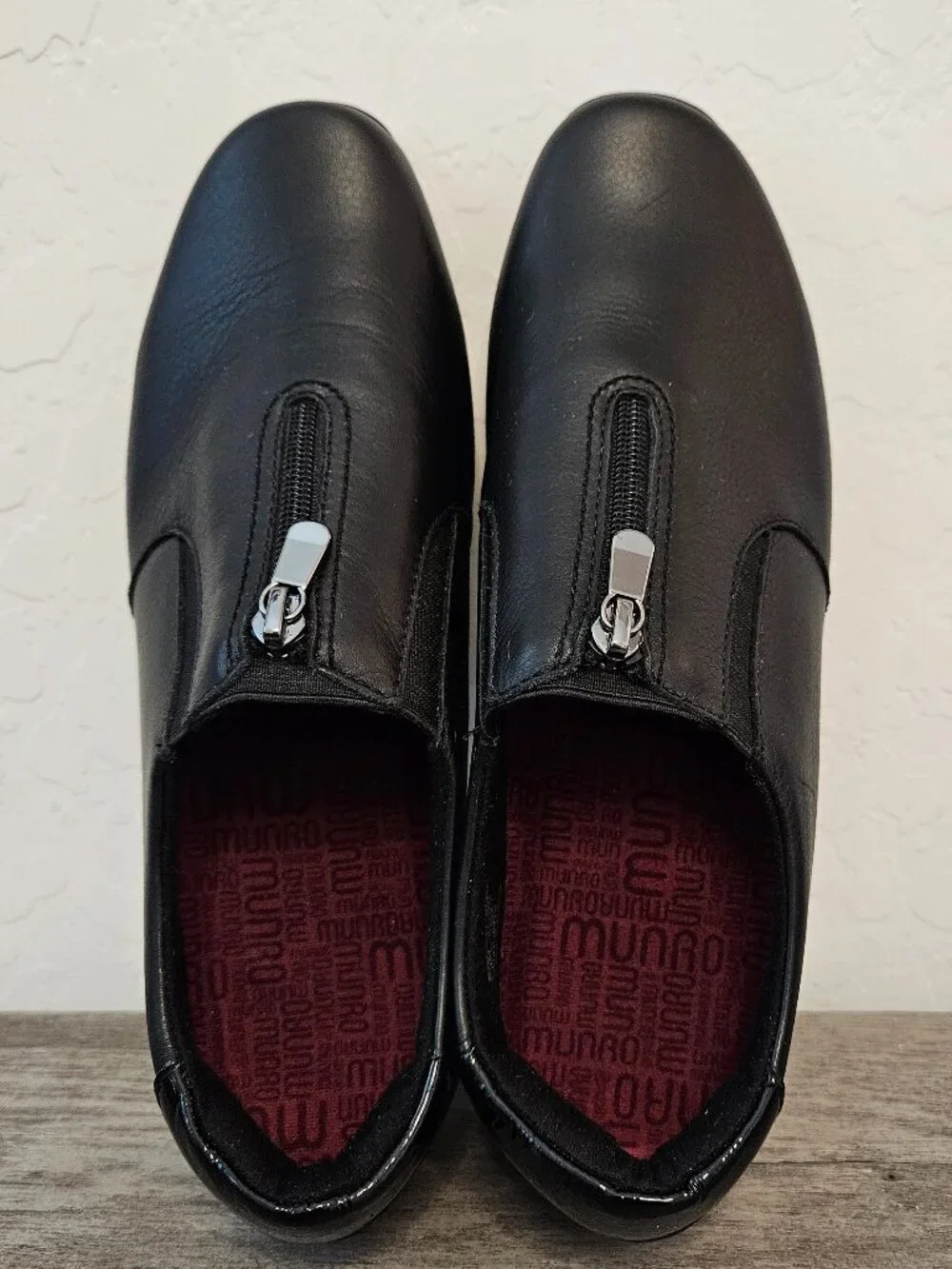 Munro Berkley Black Leather Front Zip Comfort Loafers Shoes - Size 8.5 M